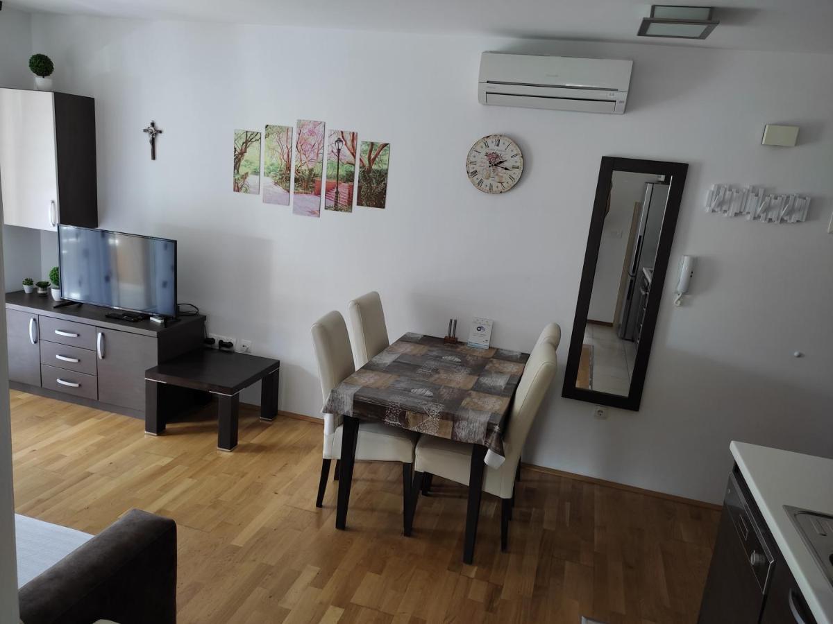 Musa Apartment Gradac  Eksteriør billede